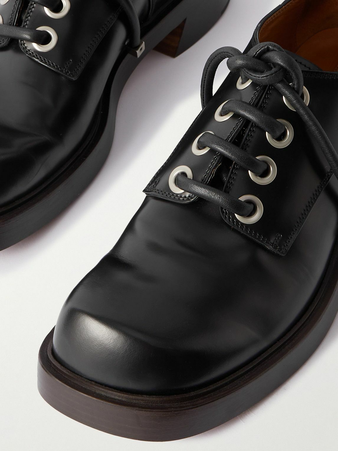 Alexander McQueen - Debossed Leather Shoes - Black