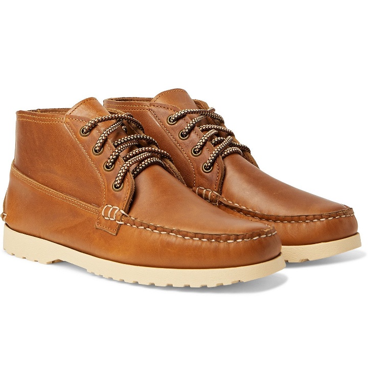 Photo: QUODDY - Telos Leather Chukka Boots - Brown