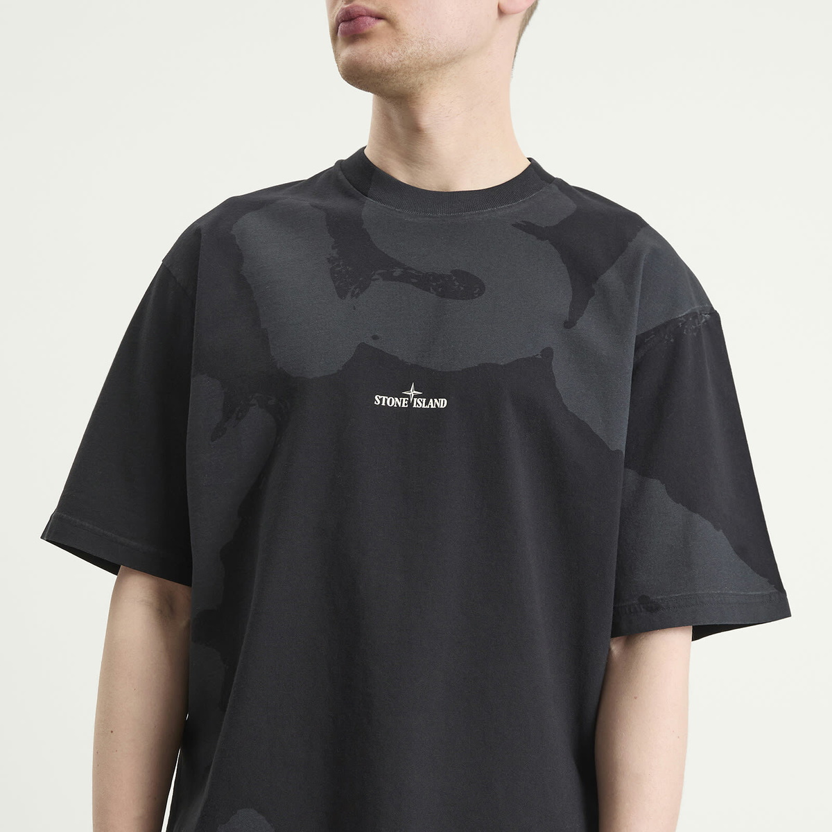 Stone Island Men's Whirlwind Type T-Shirt in Black
