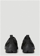 Roa - Slip On Sneakers in Black