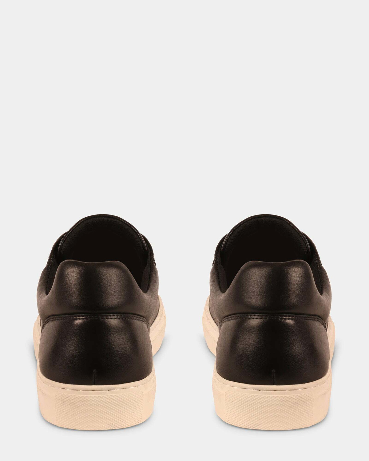 Steve Madden Trey Sneakers in Black