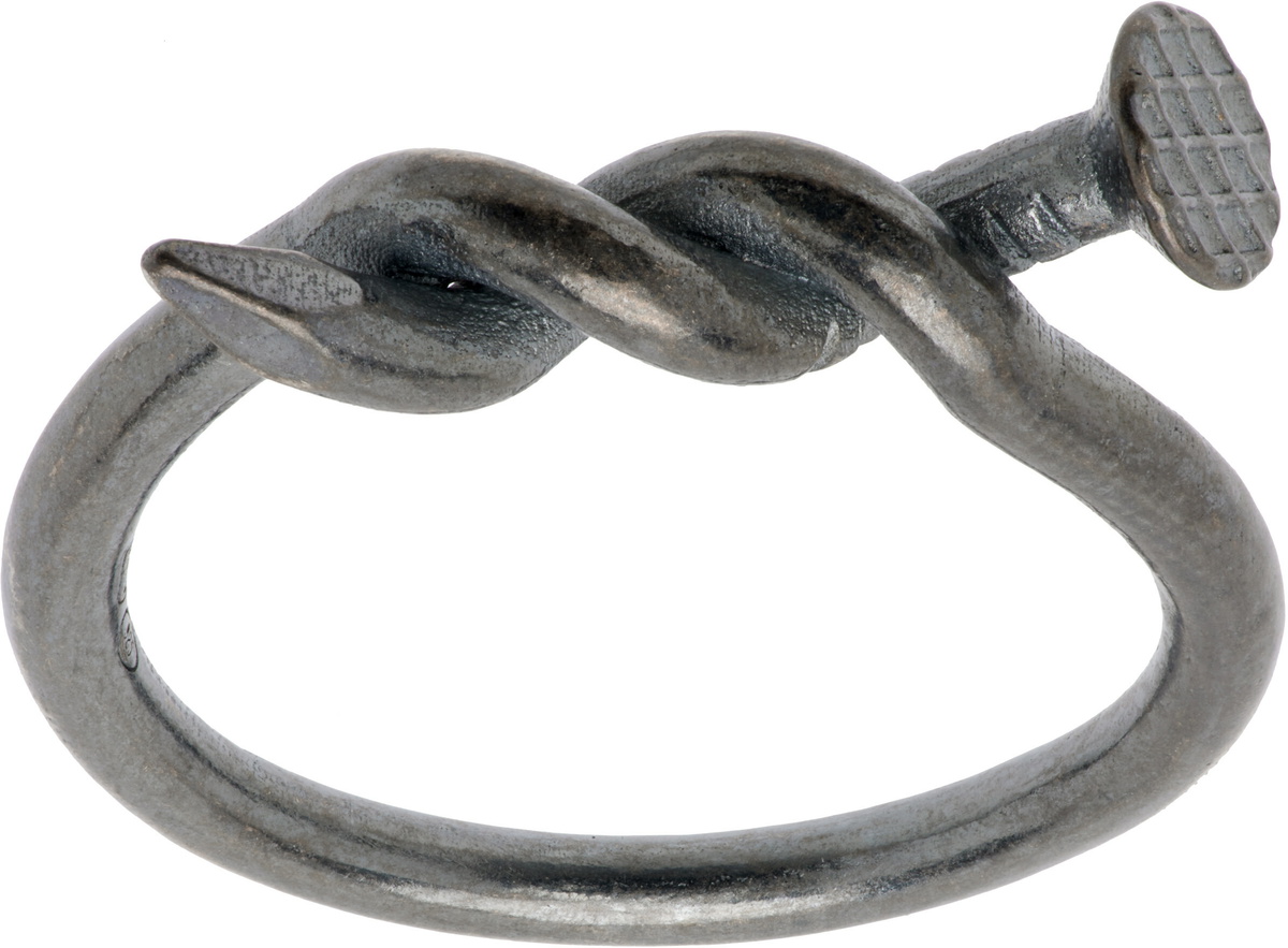 Guidi Nail Ring