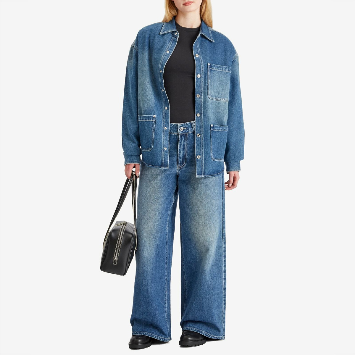 House Of Sunny Women's Low Rise Wide Leg Jeans in Blue Wash