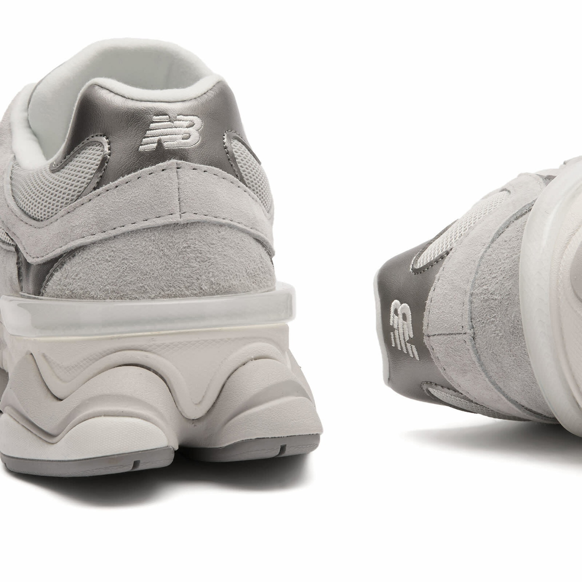 New Balance U9060ERG Sneaker in Grey