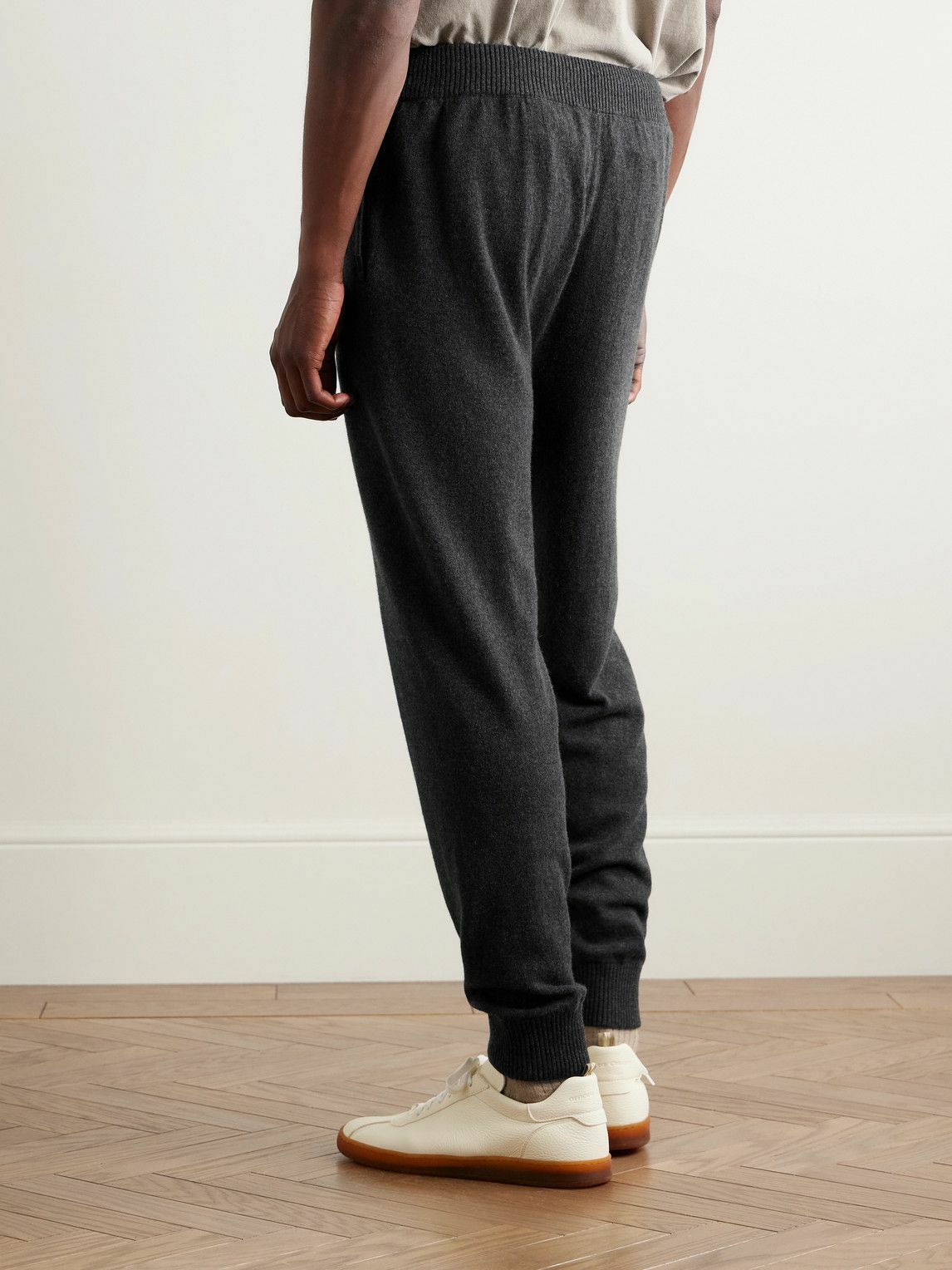 Derek Rose - Finley Tapered Cashmere Sweatpants - Gray