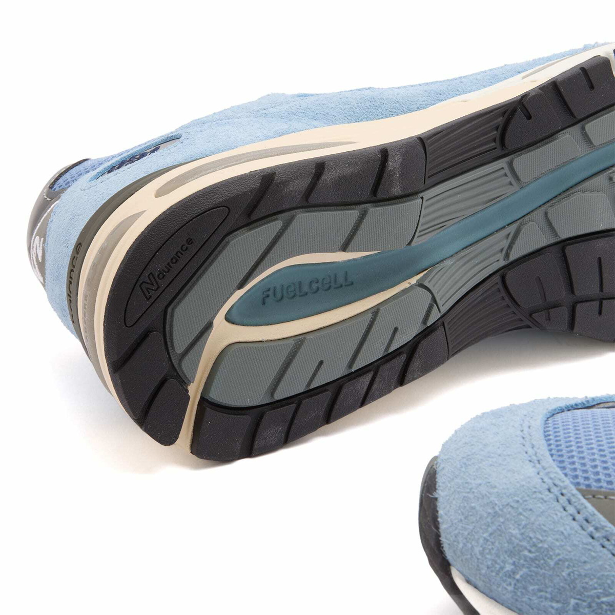 New Balance U991BV2 Sneaker Made in UK in Celestial Blue