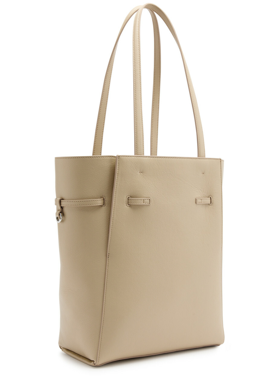 GIVENCHY Voyou ラージ トートバッグ ベージュ レザー 新品 Givenchy Voyou Small Leather Tote - Beige - One Size Givenchy