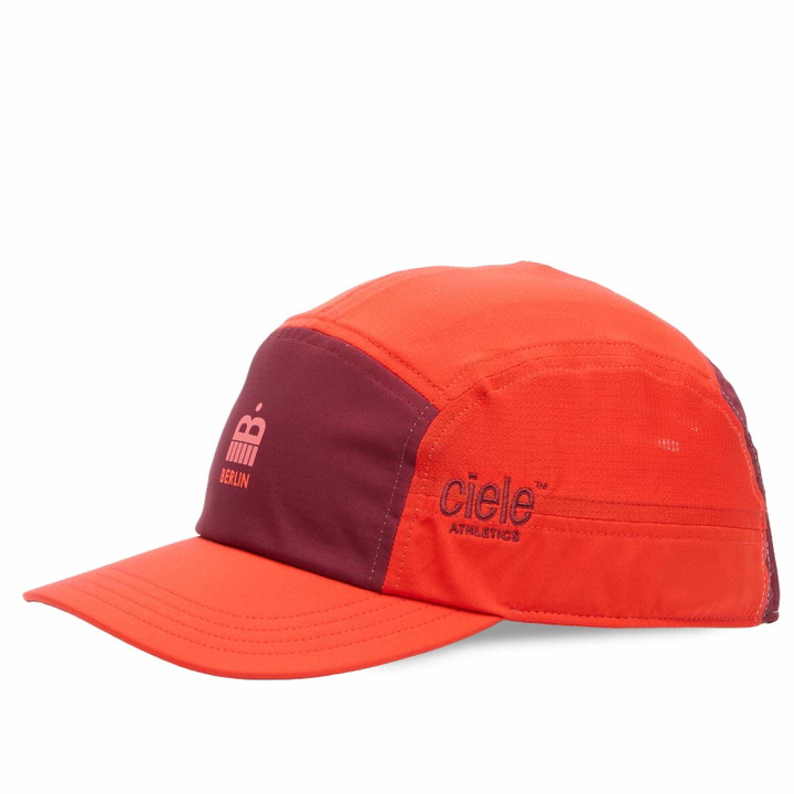 Photo: Ciele Athletics Go Cap SC Comp Berlin Cap in Red