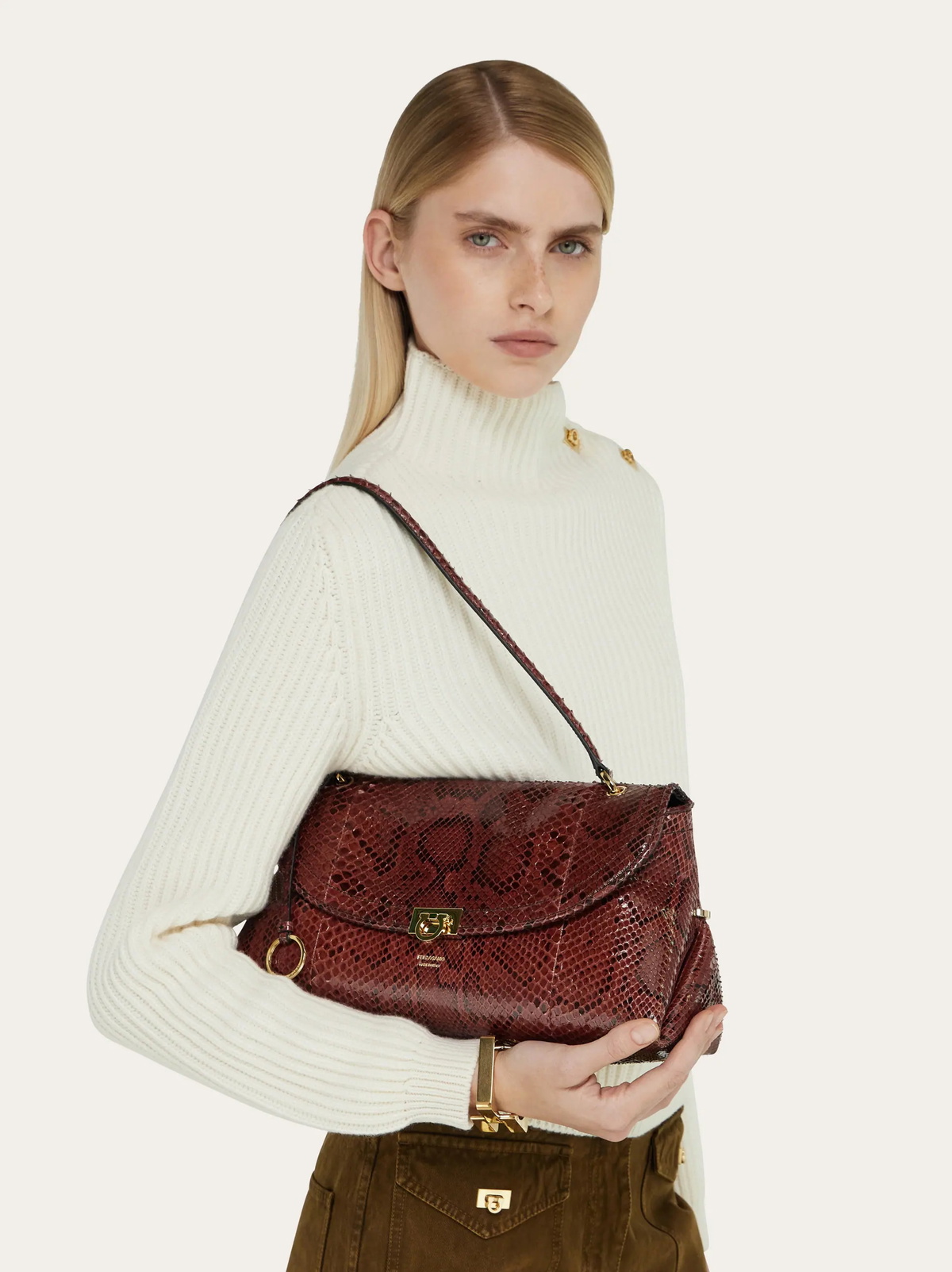 Ferragamo Womens Ferragamo Sofia 2026 shoulder bag (M) in Red