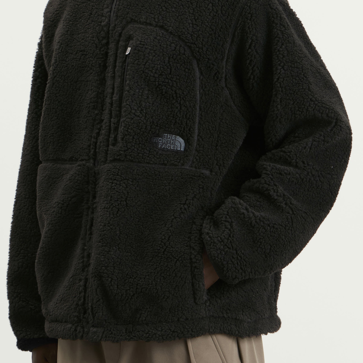 The North Face Men's Extreme Pile 2 Jacket in Tnf Black