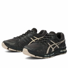 Asics Men's GEL-KAYANO 20 Sneaker in Obsidian Grey/Oatmeal