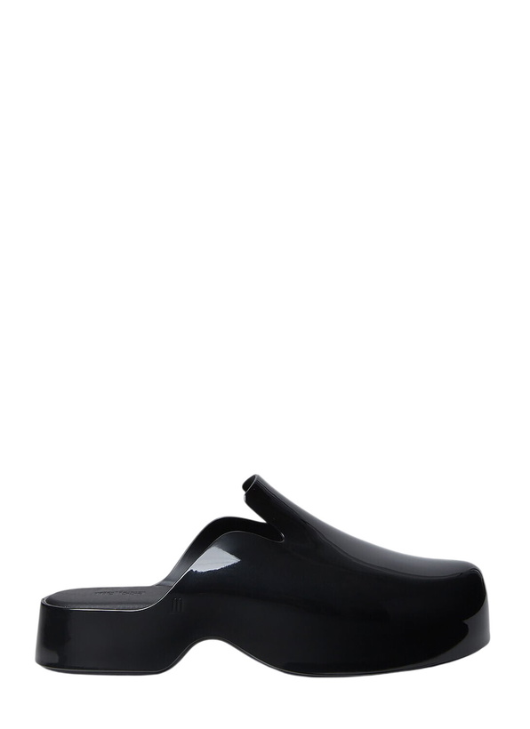 Photo: Melissa Zoe Clogs