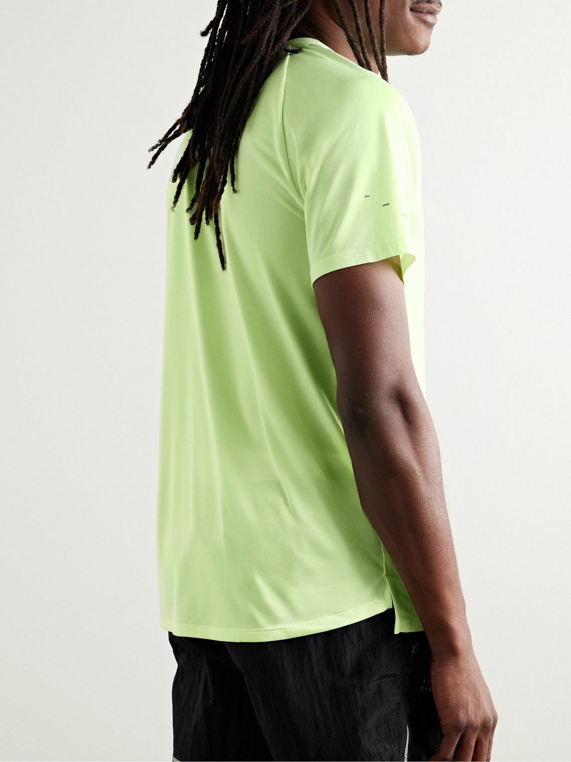 NIKE RUNNING - Stride Dri-FIT ADV Mesh T-Shirt - Yellow