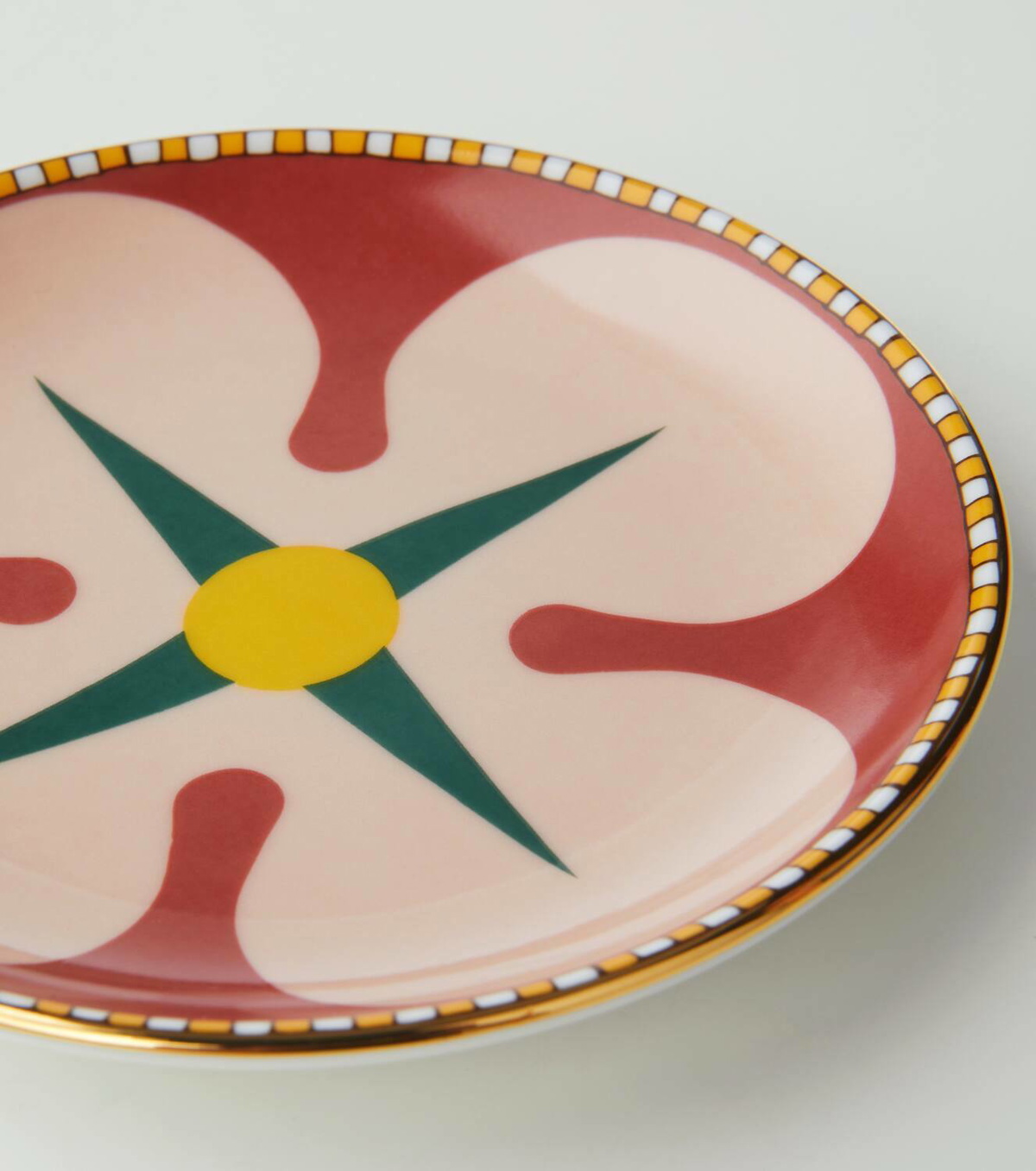 La DoubleJ Nave porcelain plate