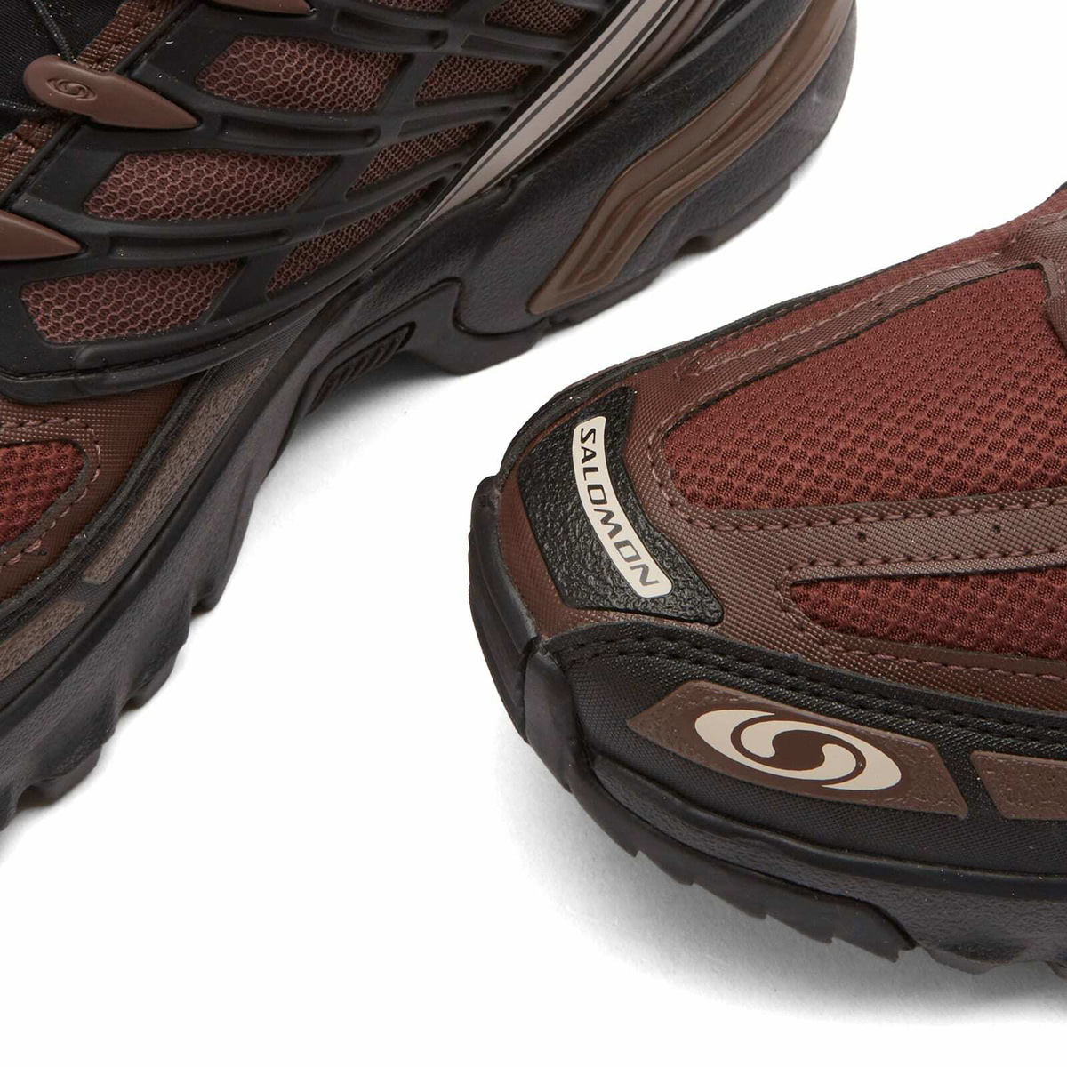 Salomon Men's Acs Pro Gtx Sneaker in Roasted Clay/Black/Rum Raisin