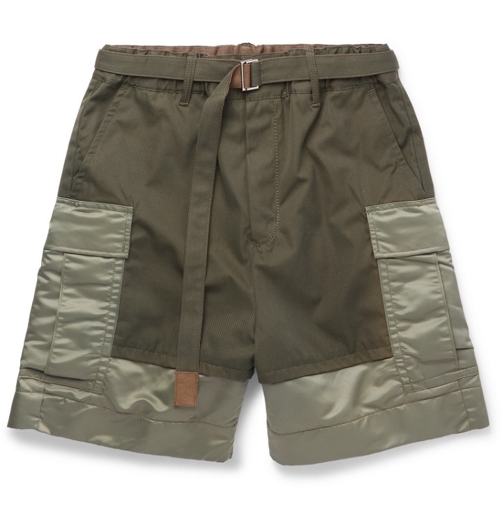Photo: Sacai - Wide-Leg Shell-Panelled Cotton-Twill Cargo Shorts - Green