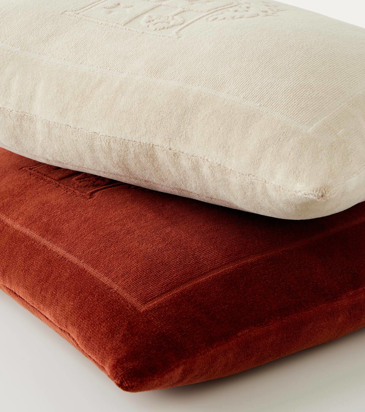 Loro Piana Crest Beach cotton pillow