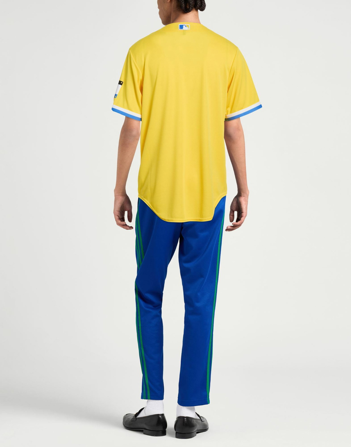 Nike Mens T-shirt in Yellow