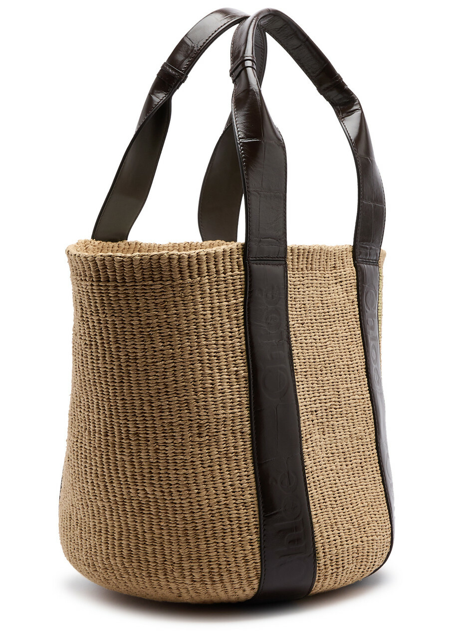 トートバッグ Chloe Sabia Basket Brown Chloé Sabia Basket Brown Tote Bag in Brown | THE LIST