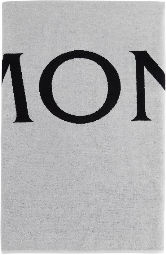 Photo: Moncler Off-White & Black Logo Beach Towel