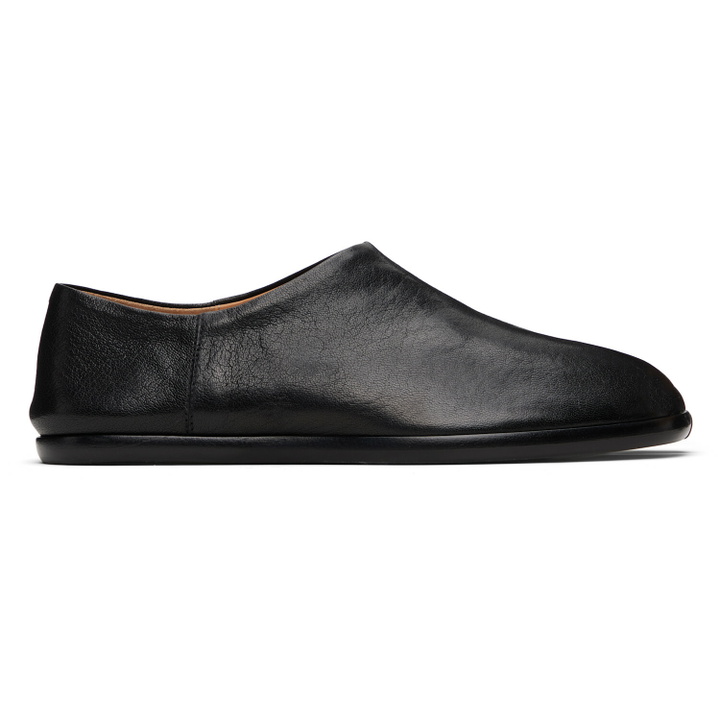 Photo: Maison Margiela Black Tabi Babouche Loafers