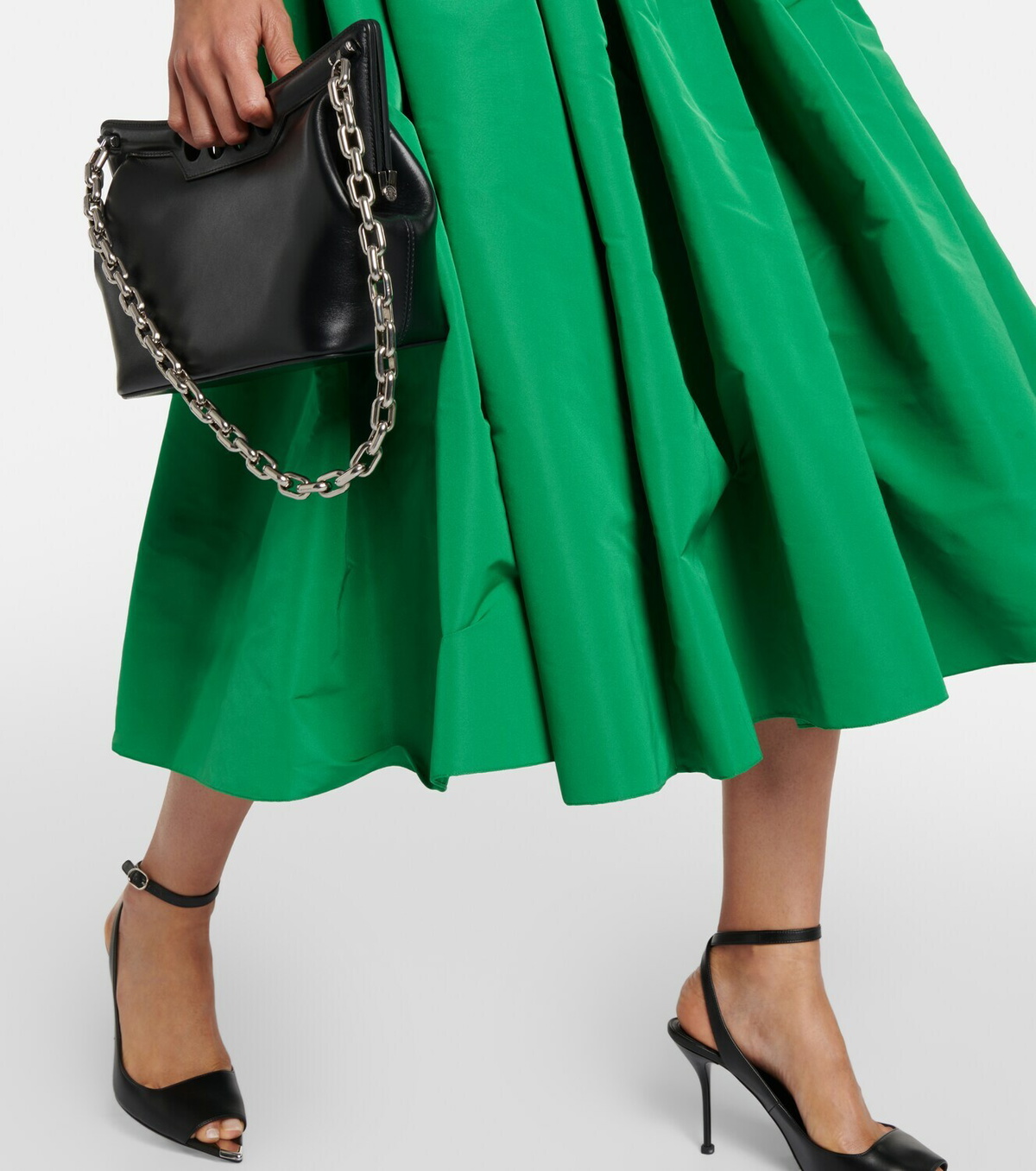 【送料&関税込】Alexander McQueen Wool Knit Midi Skirt McQueen Wool-Cashmere Cable-Knit Midi Skirt in Green | Lyst