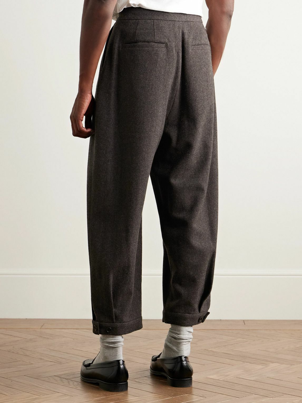 Amomento - Tapered Wool Trousers - Brown