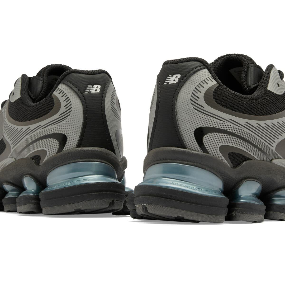 New Balance Abzorb 2000 Sneaker in Black