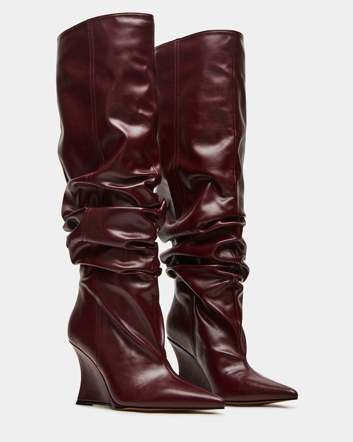 Steve Madden Distortion Boots in Burgundy