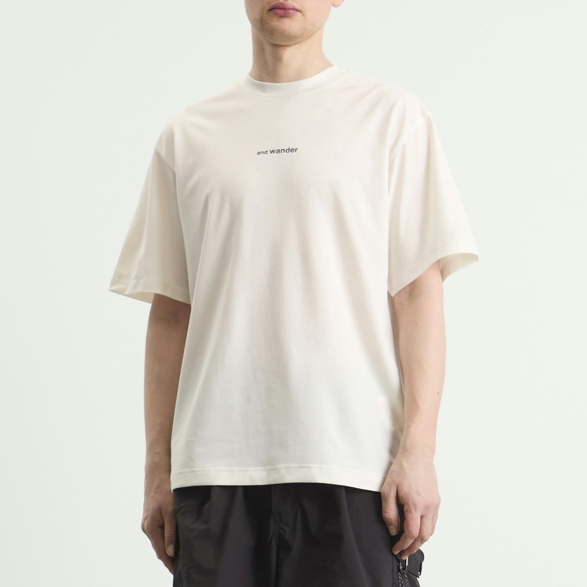 and wander Men's Dry Mesh T-Shirt in Off White