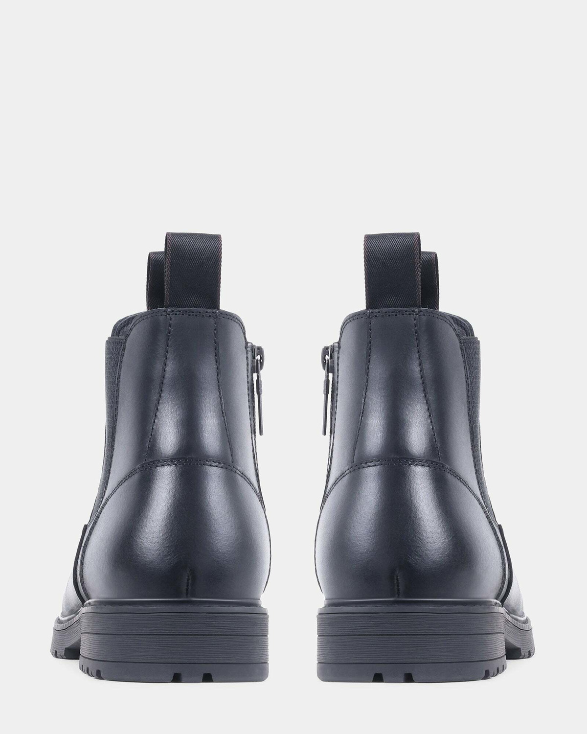 Steve Madden Nickyl Boots in Black