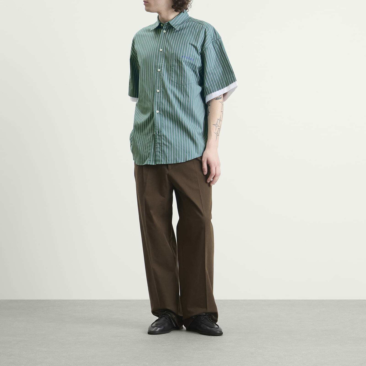 Le Père Men's Double Short Sleeve Shirt in Office Green