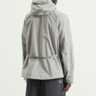 Oakley Men's Latitude Veil Slingpack Jacket in Cement