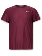 Nike Tennis - NikeCourt Advantage Recycled Dri-FIT Tennis T-Shirt - Burgundy