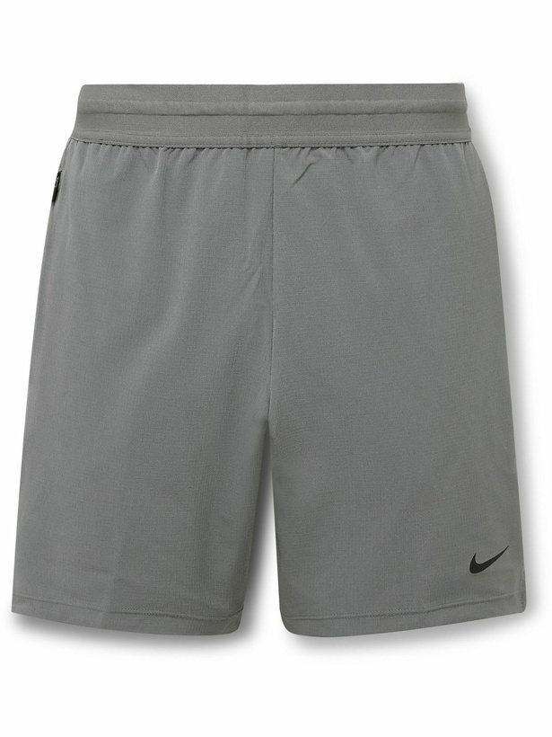 Photo: Nike Training - Flex Rep 4.0 Straight-Leg Dri-FIT Ripstop Shorts - Gray