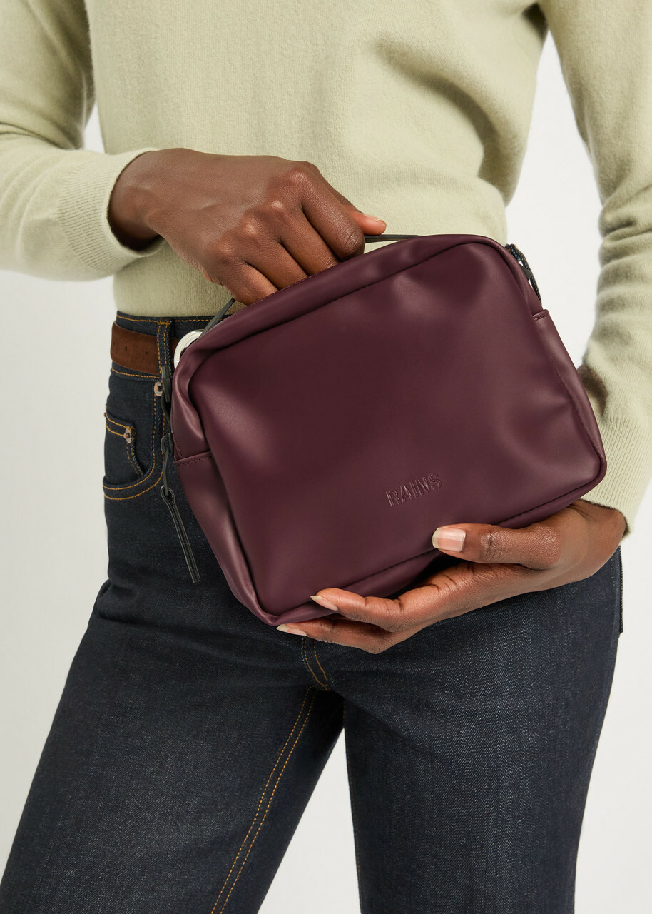 Rains Box Rubberised top Handle bag - Burgundy - One Size