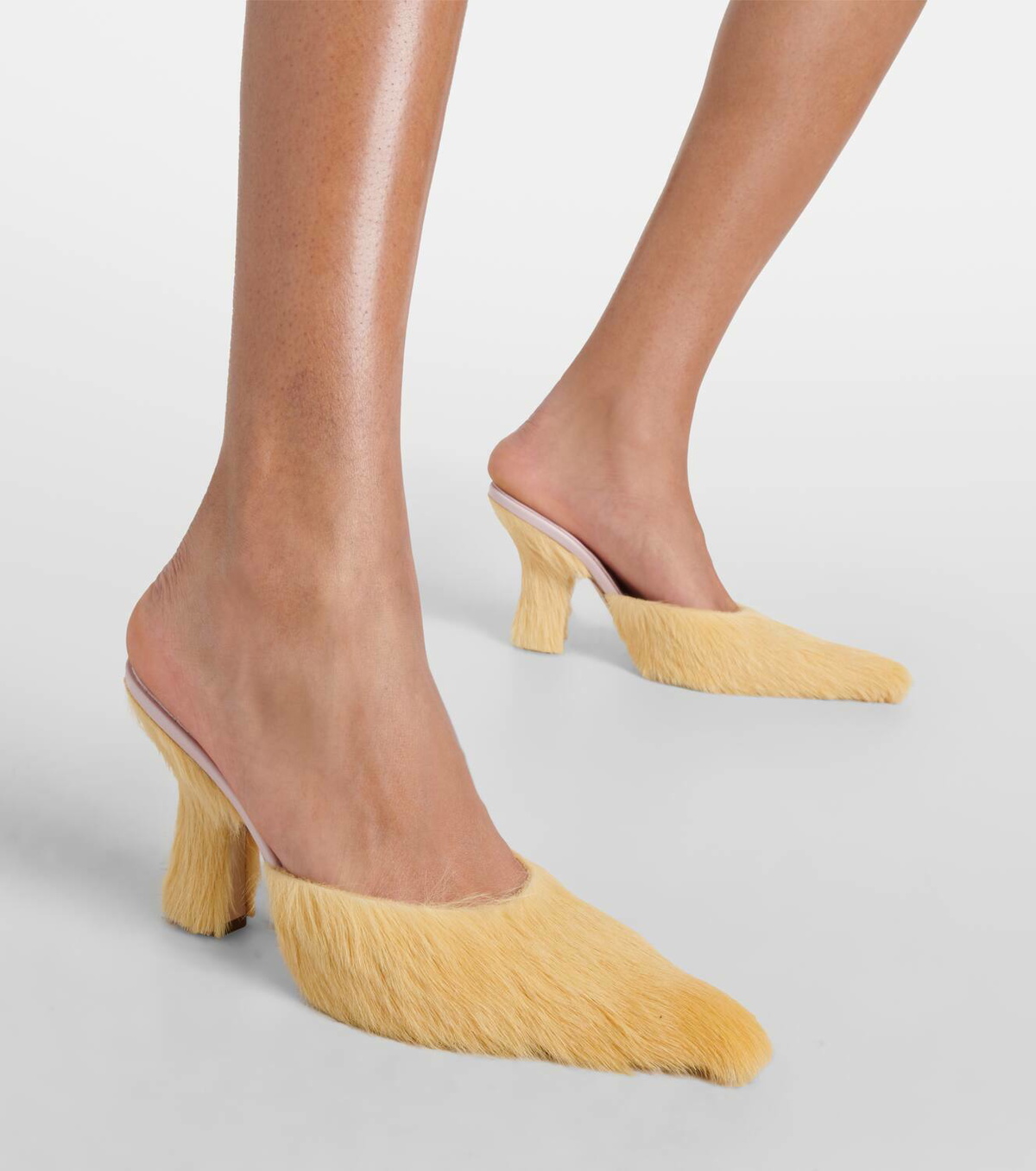 【送料&関税込】Burberry Fur Detail Lace-up Mules Burberry Fur Detail Lace-up Mules | italist