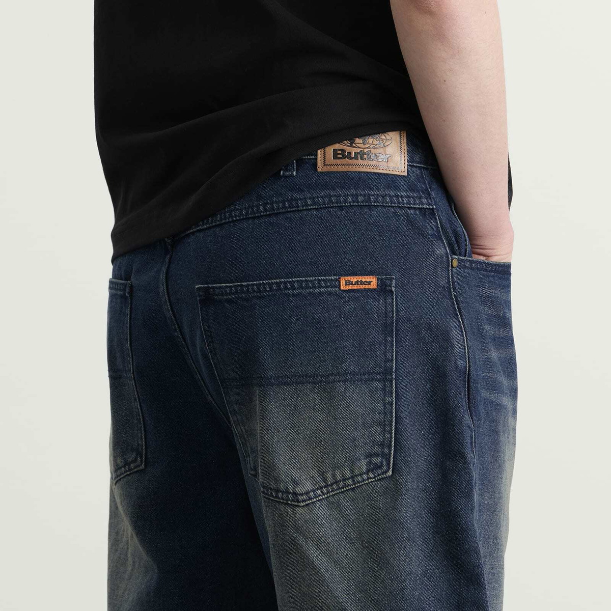 Butter Goods Men's Baggy Denim Shorts in Vintage Indigo Wash