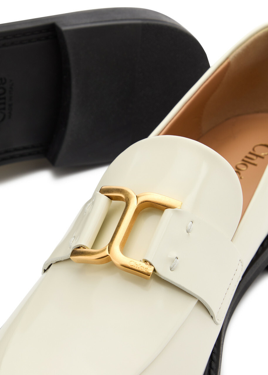 BLONDIE LOGO-PLAQUE LOAFERS IN WHITE CALFSKIN WITH GOLD HARDWARE