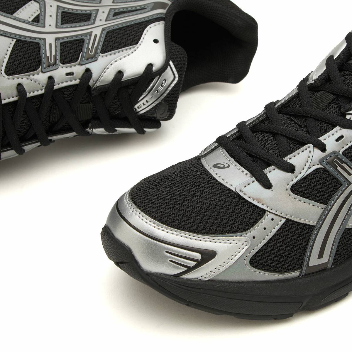 Asics Gel-1130 Sneaker in Black/Pure Silver