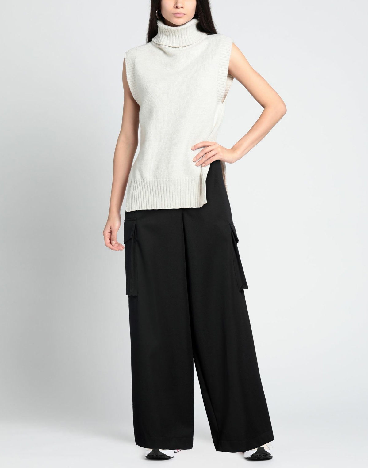 Róhe Womens Pants in Black