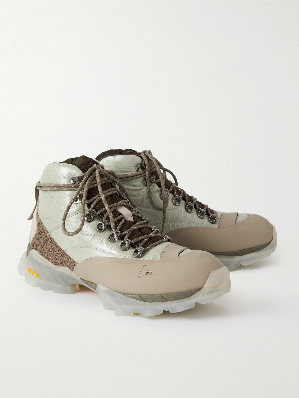 Silver hiking boots shops