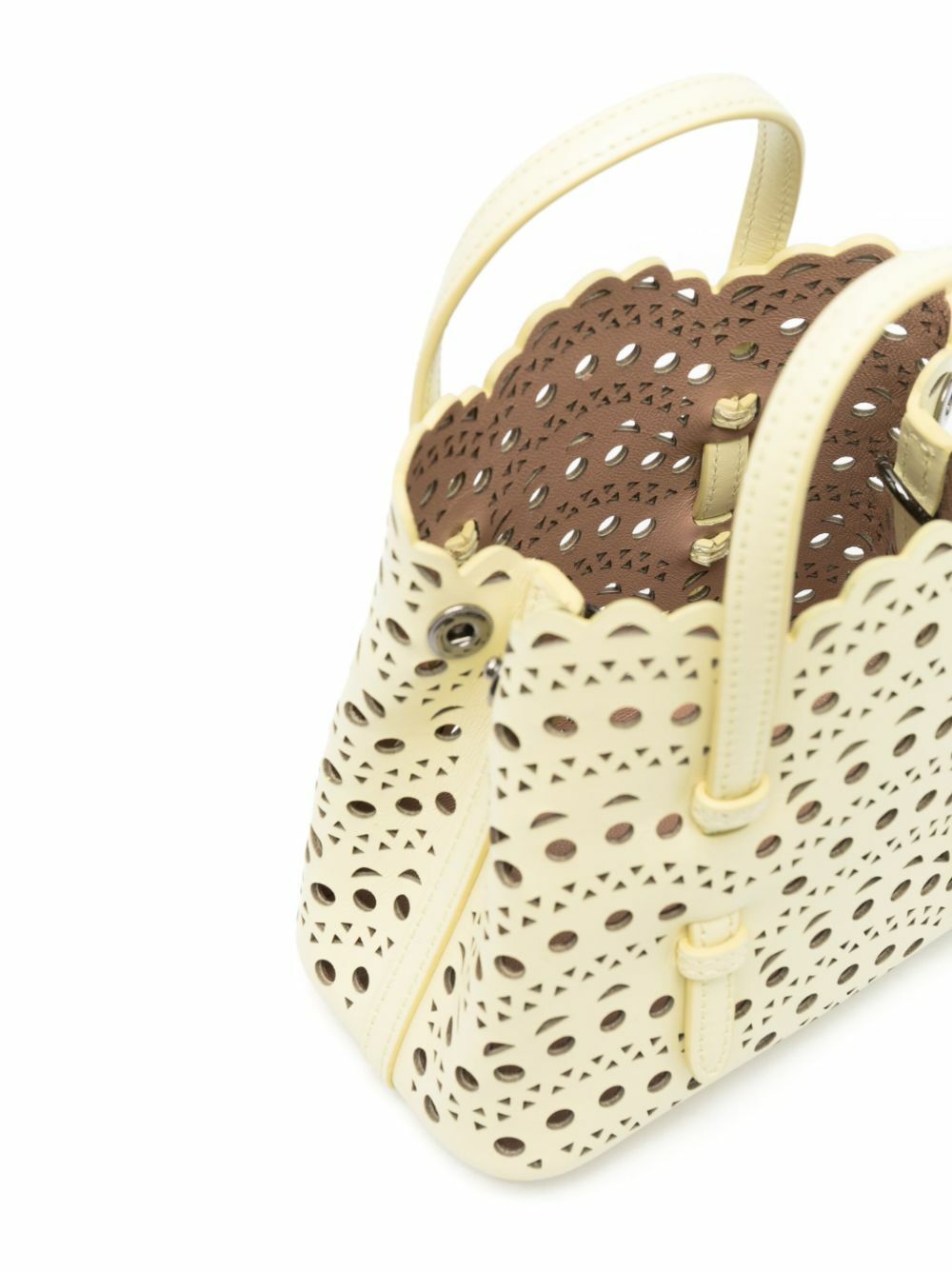 VIP価格.ALAIA MINA 16 ショルダーバッグ 関税送料込み ll02269_al_a_blue_perforated_t