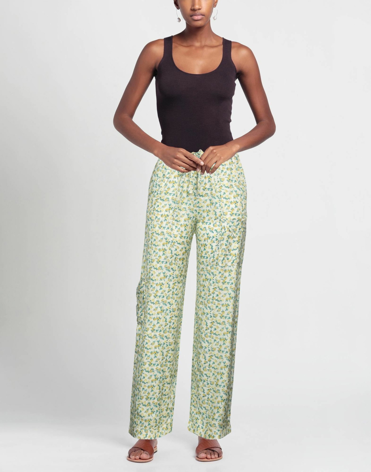 Cormio Womens Pants in Sage green