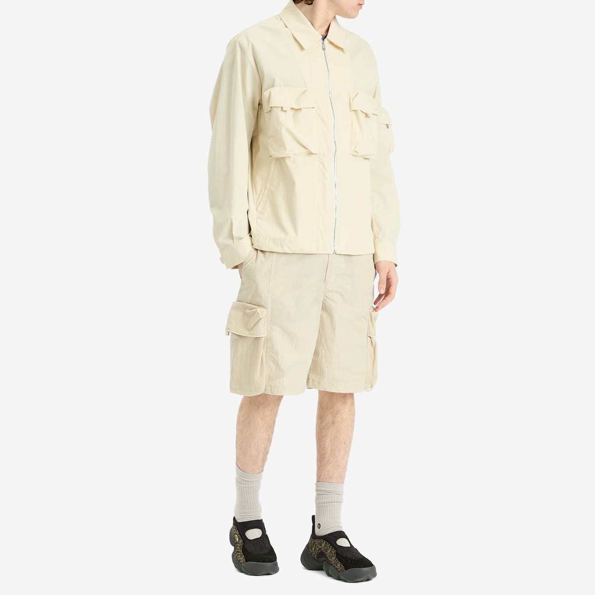Oakley Men's Reserve Cargo Shorts in Mist