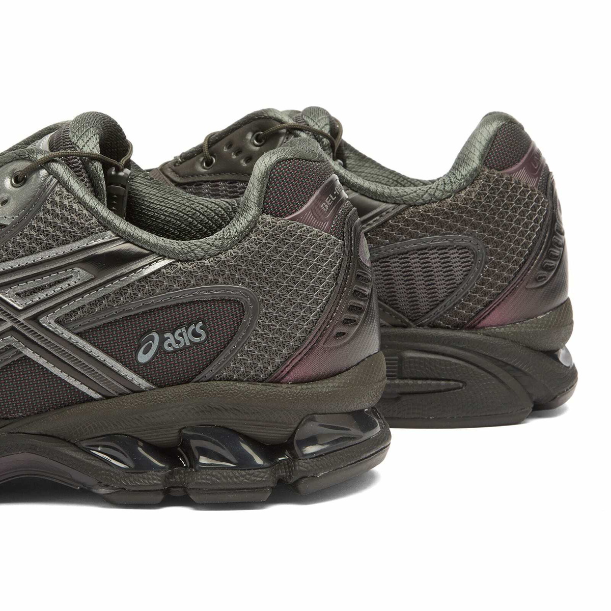 Asics x Unaffected Gel Nimbus 10.1 Sneaker in Gunmetal/Black