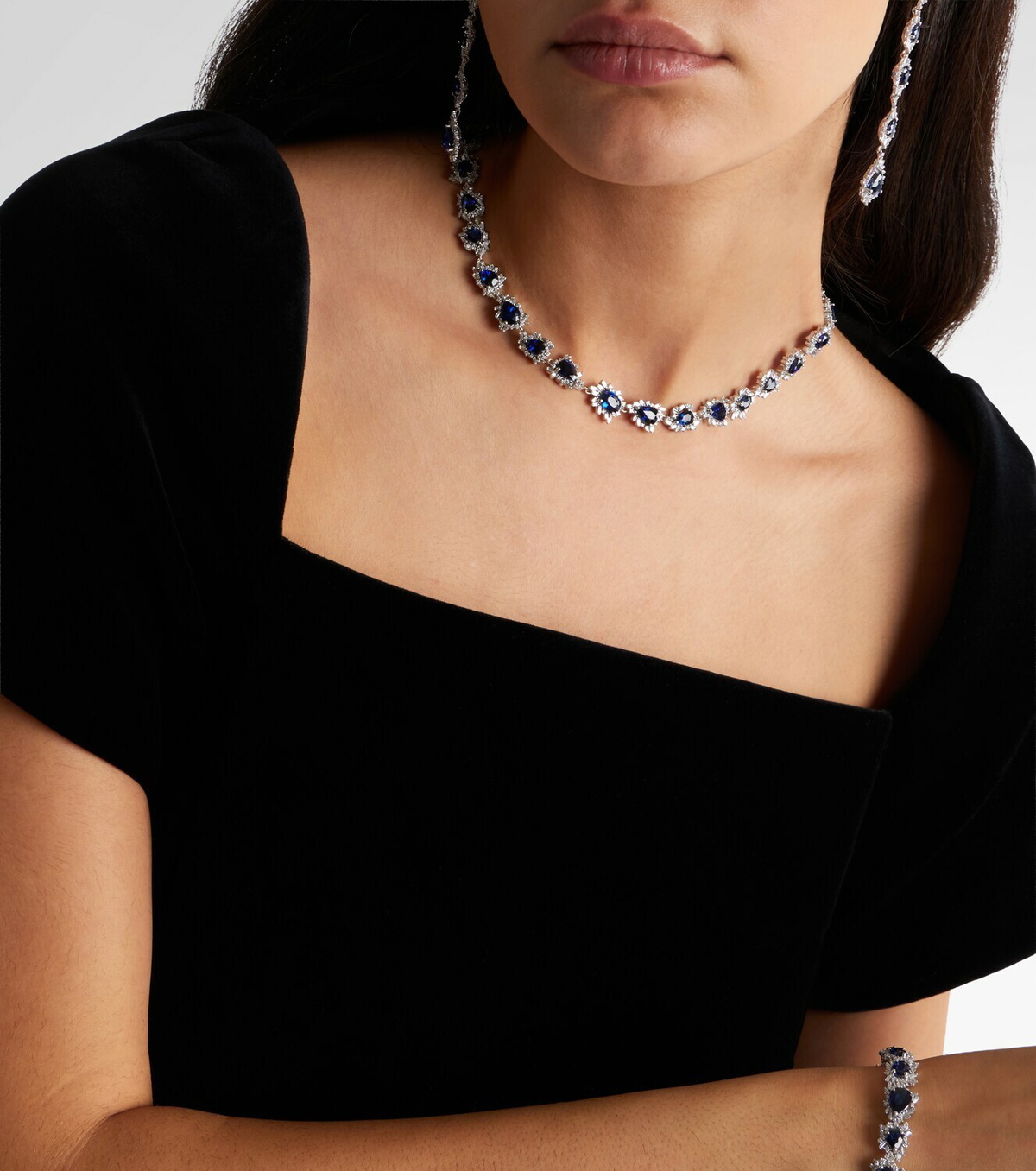Suzanne Kalan 18kt white gold necklace with sapphires and diamonds