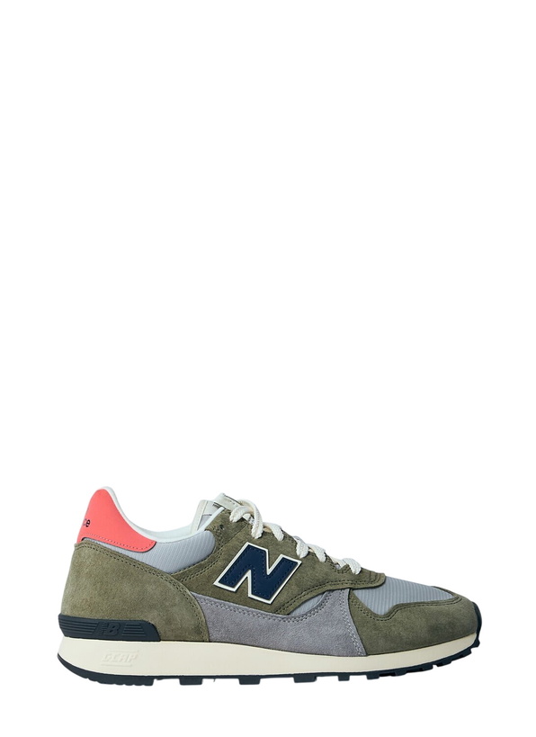Photo: New Balance U475BA Sneakers