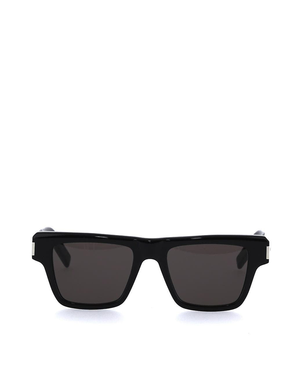 Photo: Saint Laurent Sunglasses