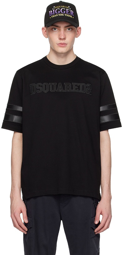 Photo: Dsquared2 Black Skater-Fit T-Shirt